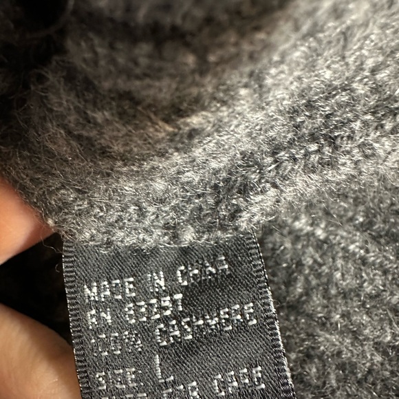 Forte Cashmere 100% Cashmere Gray Wide Lapel Buttoned Cardigan Sweater Lrg Flaw - Picture 6 of 6